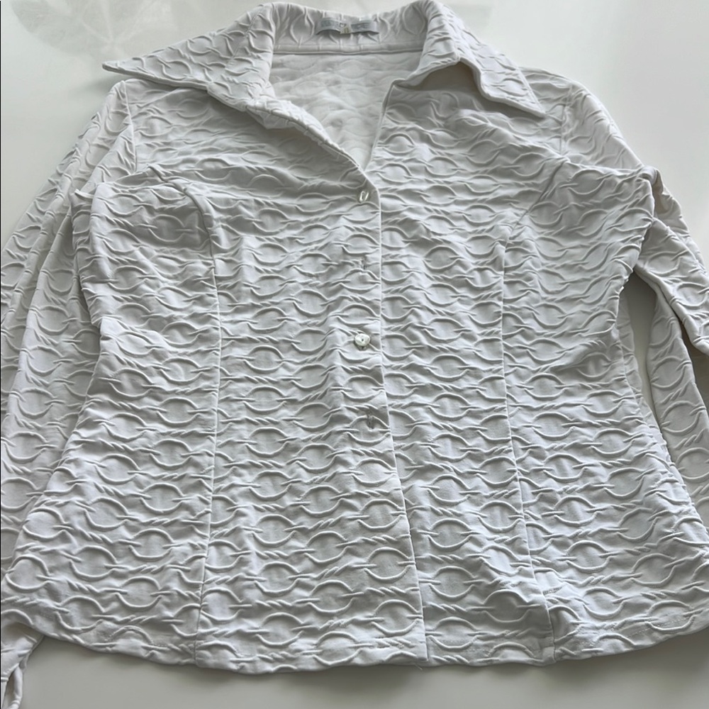 Elegant White Textured Women's Top